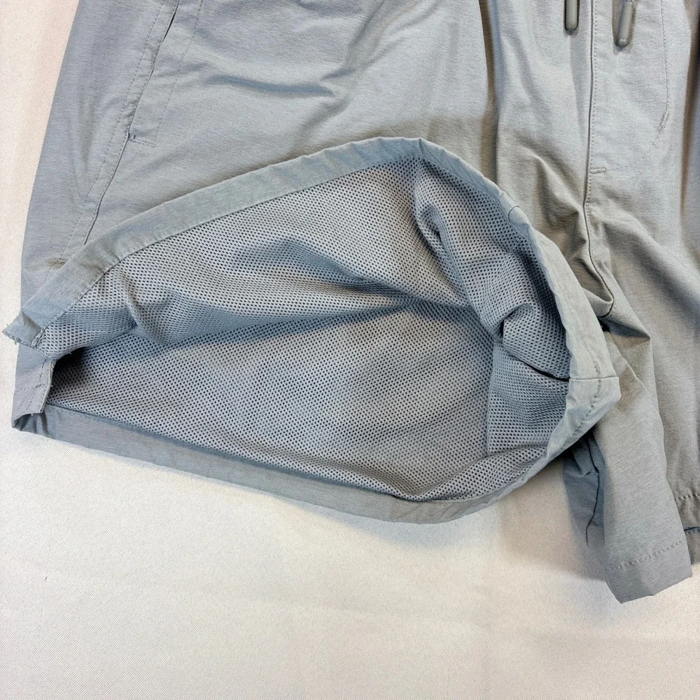 Men's Athletic Drawstring Shorts - Light Gray